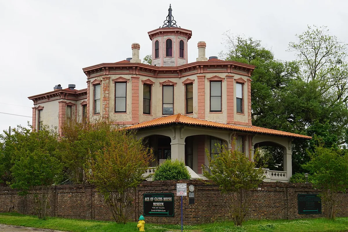 The Ace of Clubs House, a Victorian mansion shaped like a club from a deck of cards